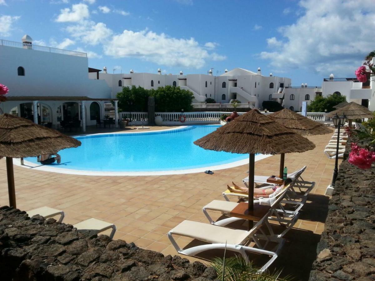 Pistachio Apartment 323 - Lanzarote Apartment Costa Teguise Eksteriør bilde